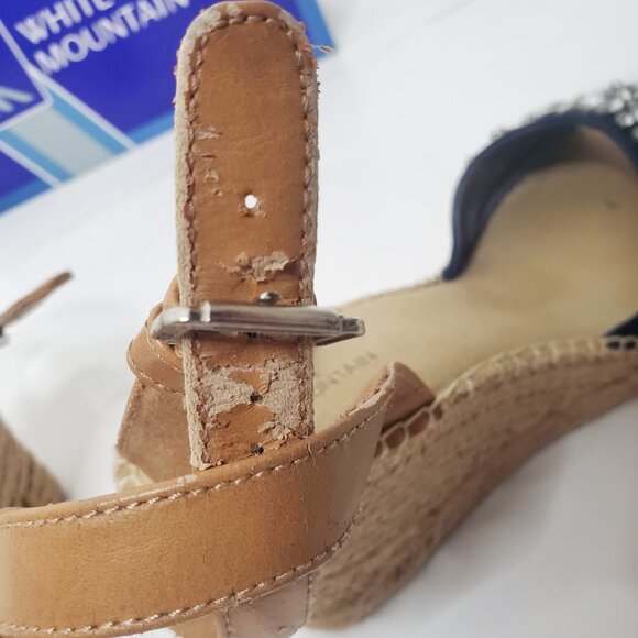 White Mountain Espadrille Sandals with Beads Decor - Picture 11 of 13